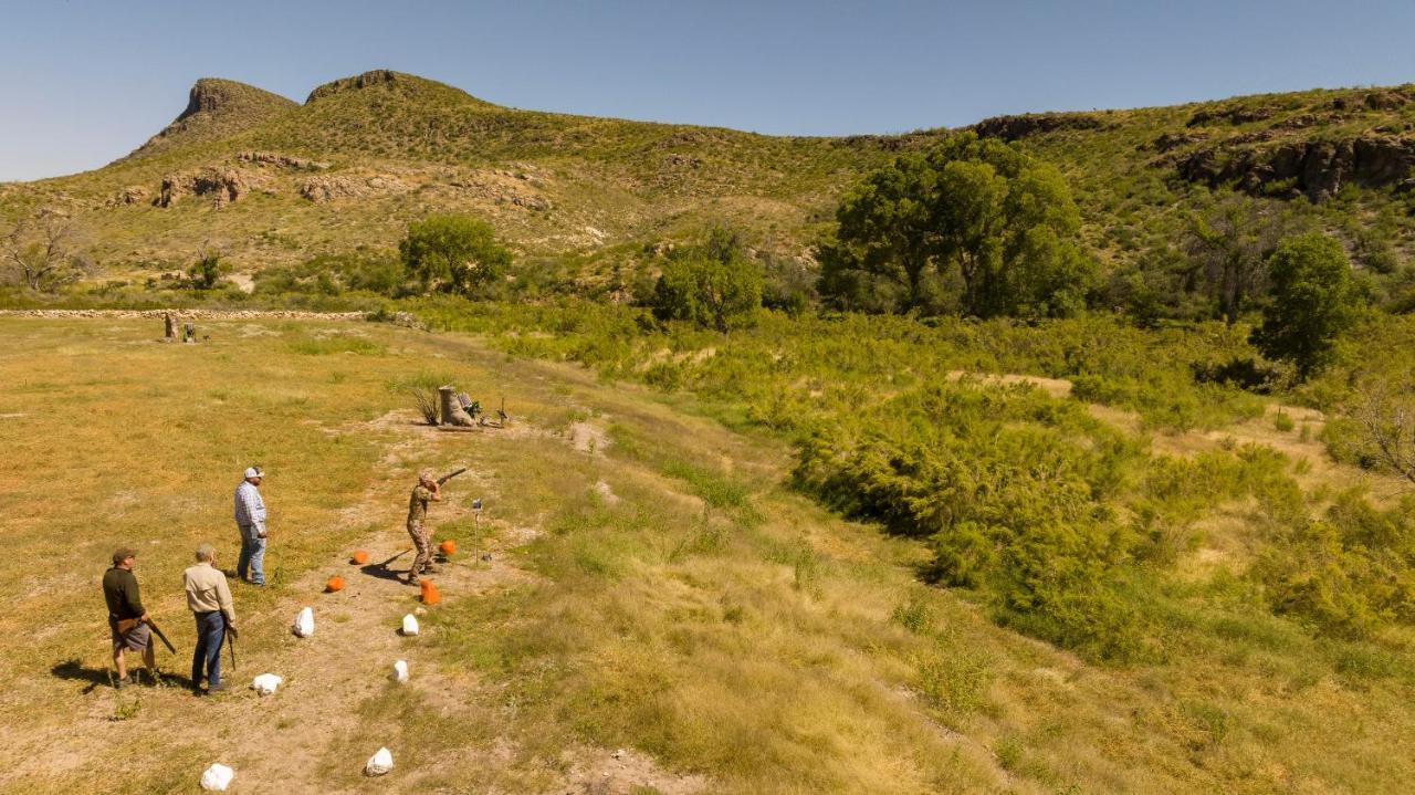 Cibolo Creek Ranch&Resort Marfa Esterno foto